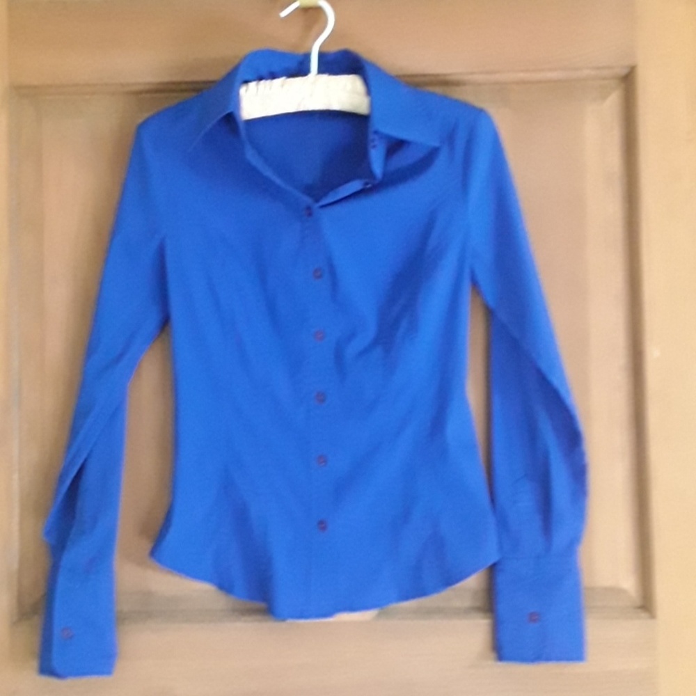 Comfortable button up shirt. Dress up or down.